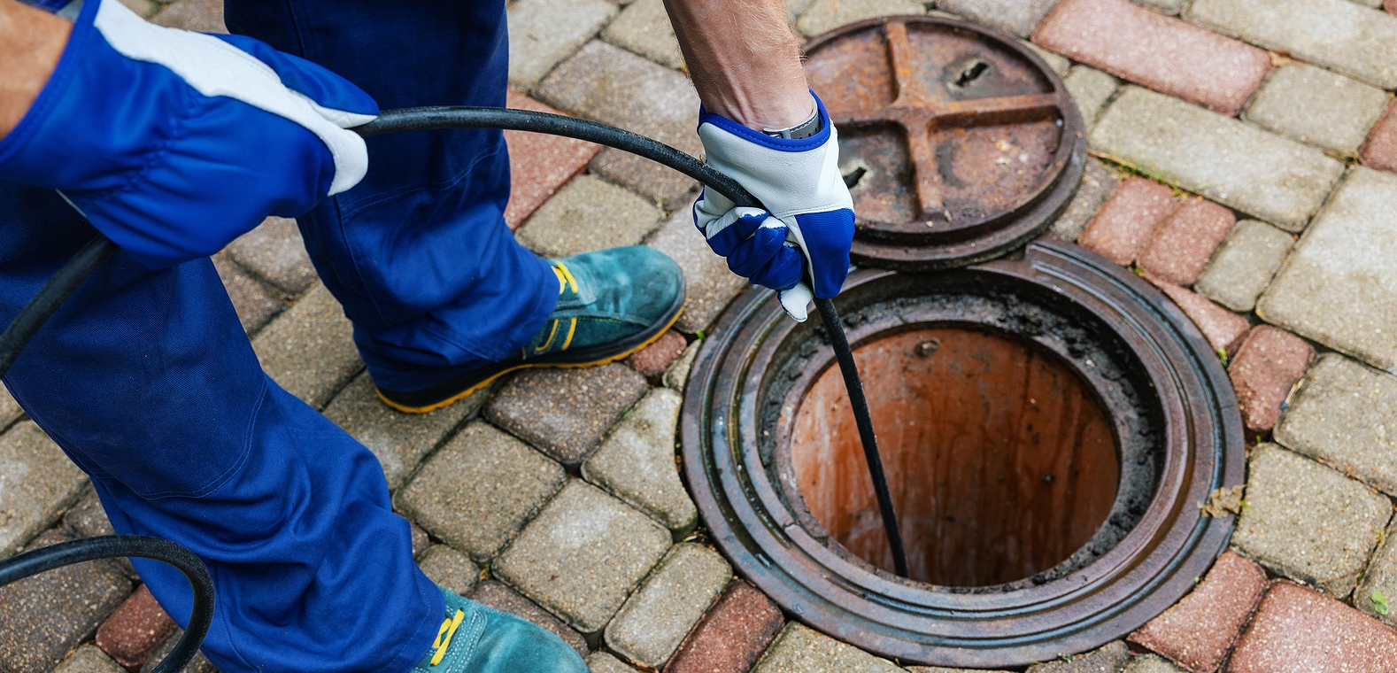 Hydrojetting vs. Traditional Drain Cleaning: Which is Best for You